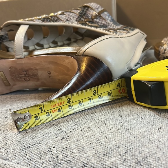 Cole Haan sandals - 7.5 (fits 7.5/8) - Picture 5 of 8